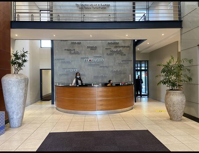 246M² BUSINESS TO LET IN WESTLAKE